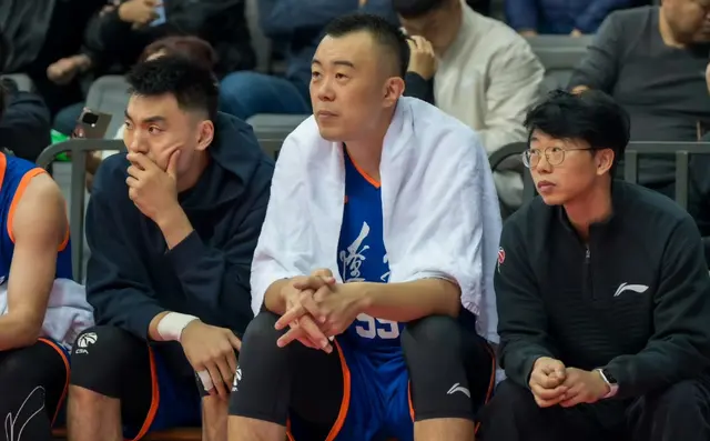 是以外线为, 分险胜, 男篮落后了